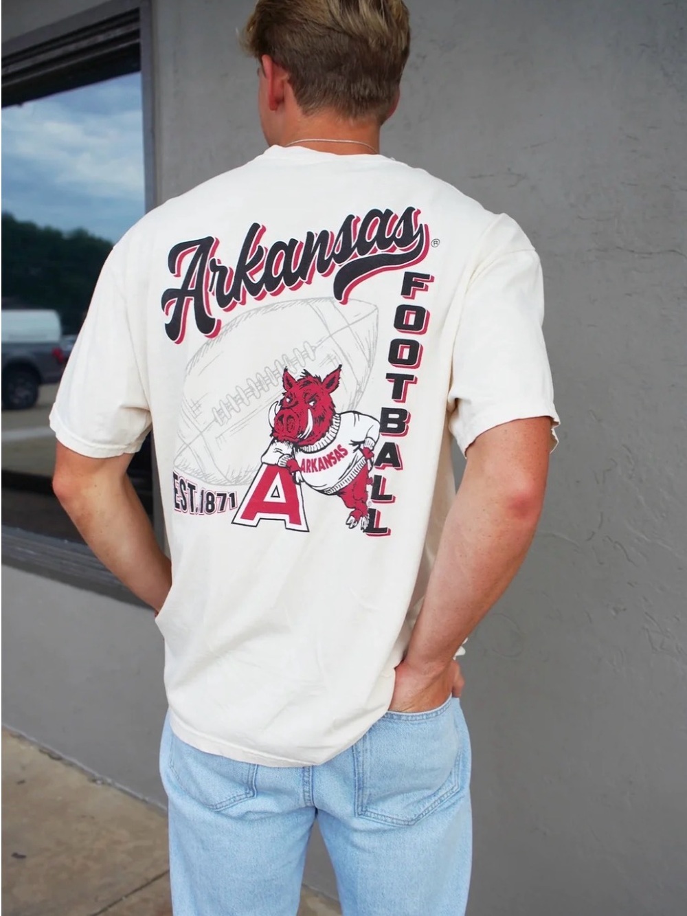 NWT Unisex Arkansas Football Graphic Tee - Cream - Medium